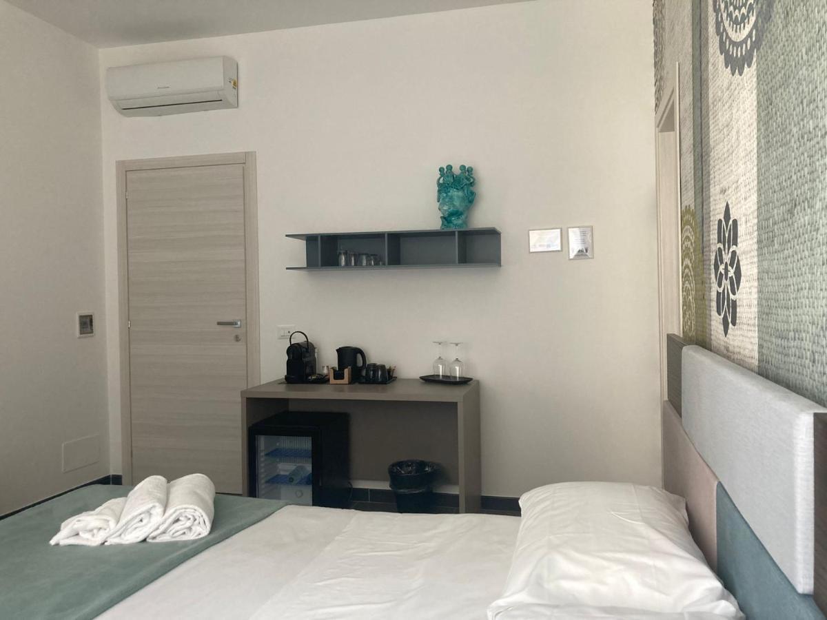 I Mori - Luxury Rooms Syracuse ภายนอก รูปภาพ